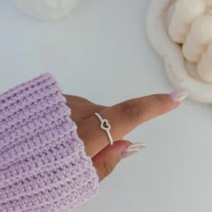 Anel coraçãozinho cravejado