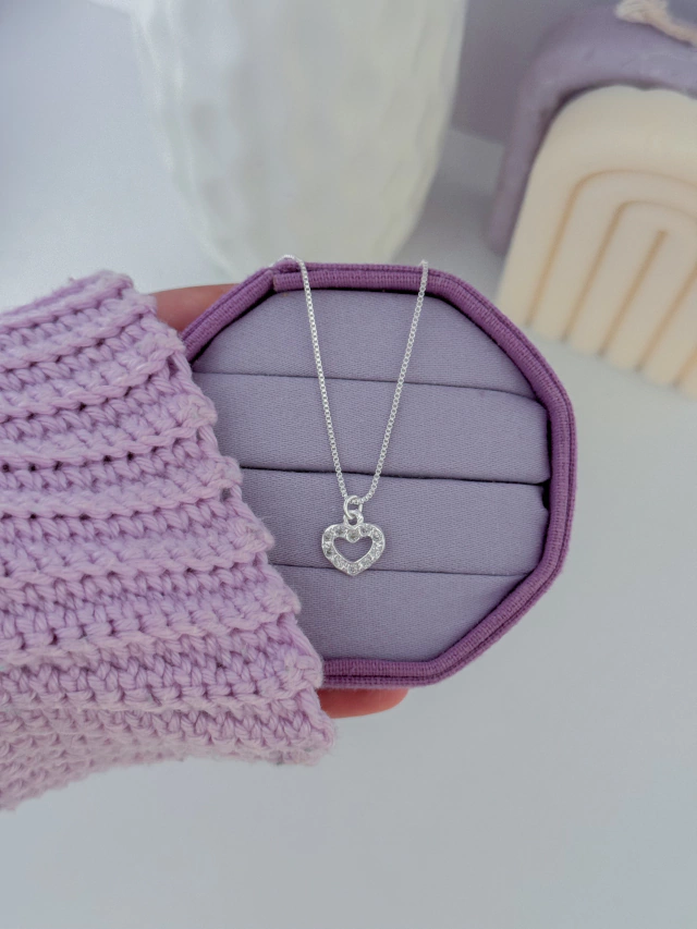 Colar coração cravejado - Imagem 2