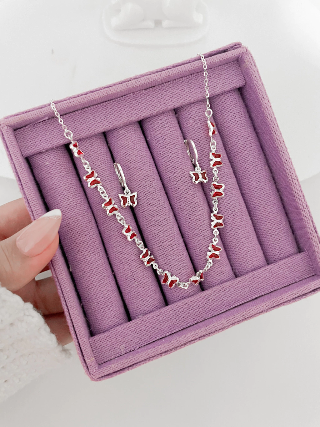 Conjunto borboleta vermelha