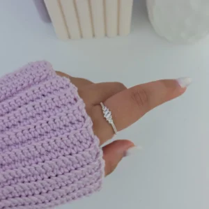 Anel 5 pedras zircônia cravejado