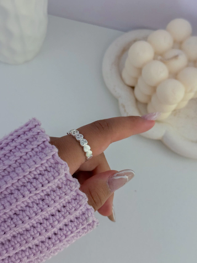 Anel corações cravejados - Imagem 2