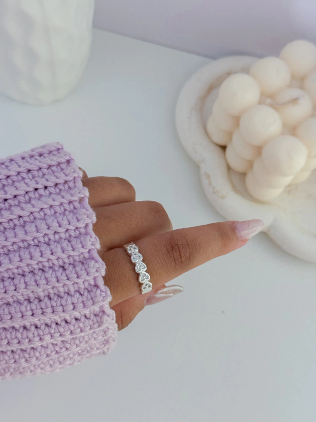 Anel corações cravejados - Imagem 3