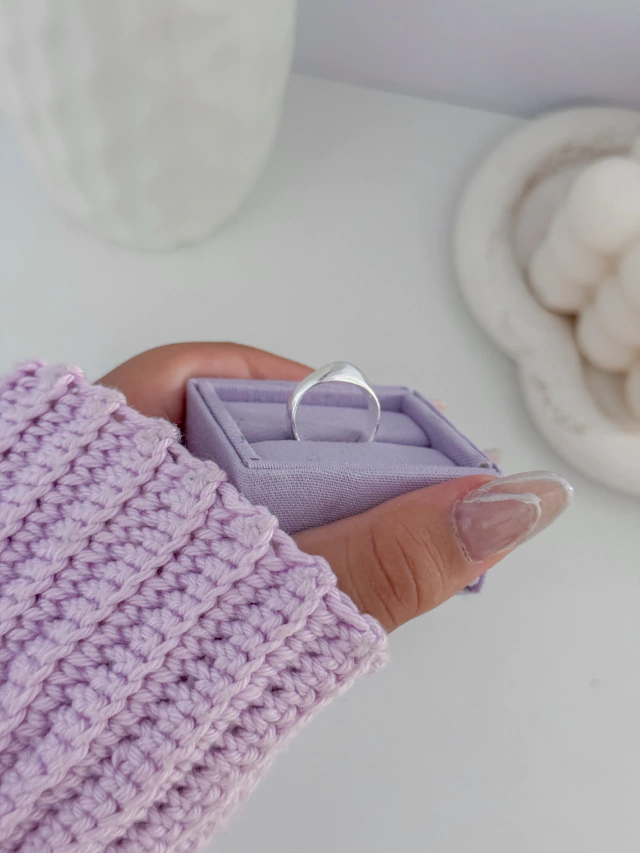 Anel dedinho pontudo regulável