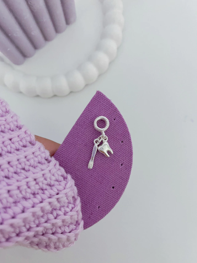 Berloque escova + dente