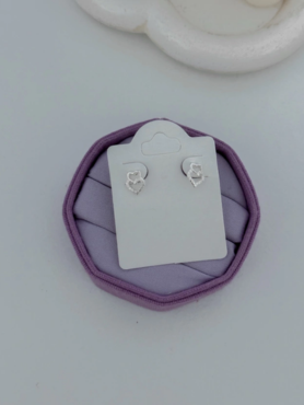 Brinco 2 corações liso e trabalhado