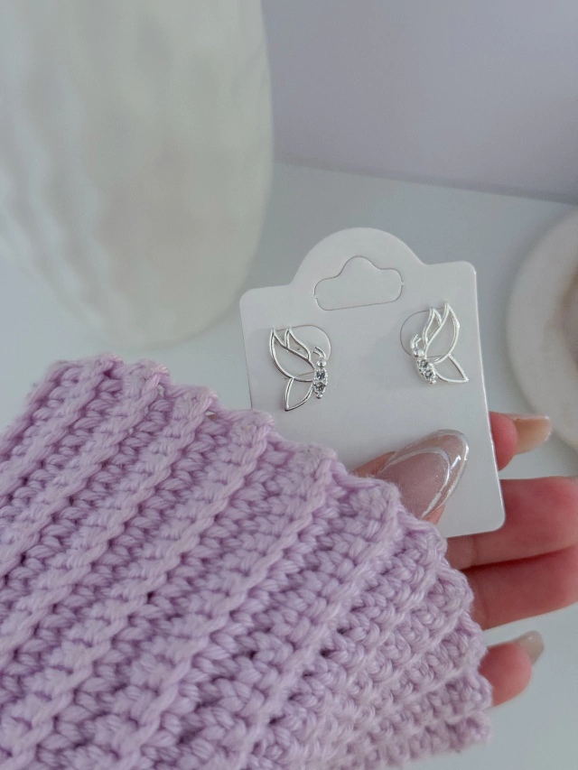 Brinco borboleta asa vazada