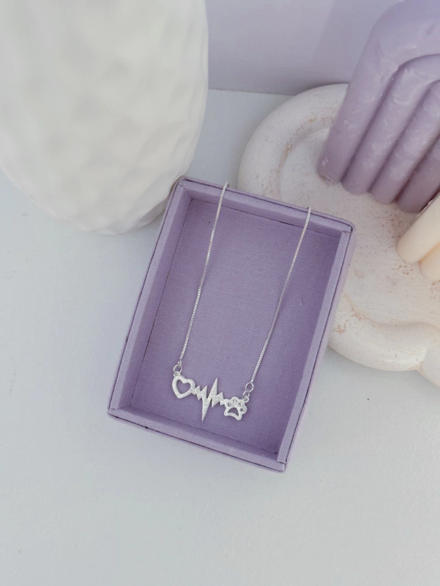 Colar batimento pata