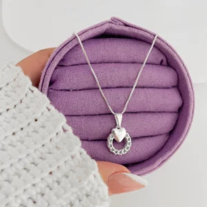 Colar coração círculo cravejado