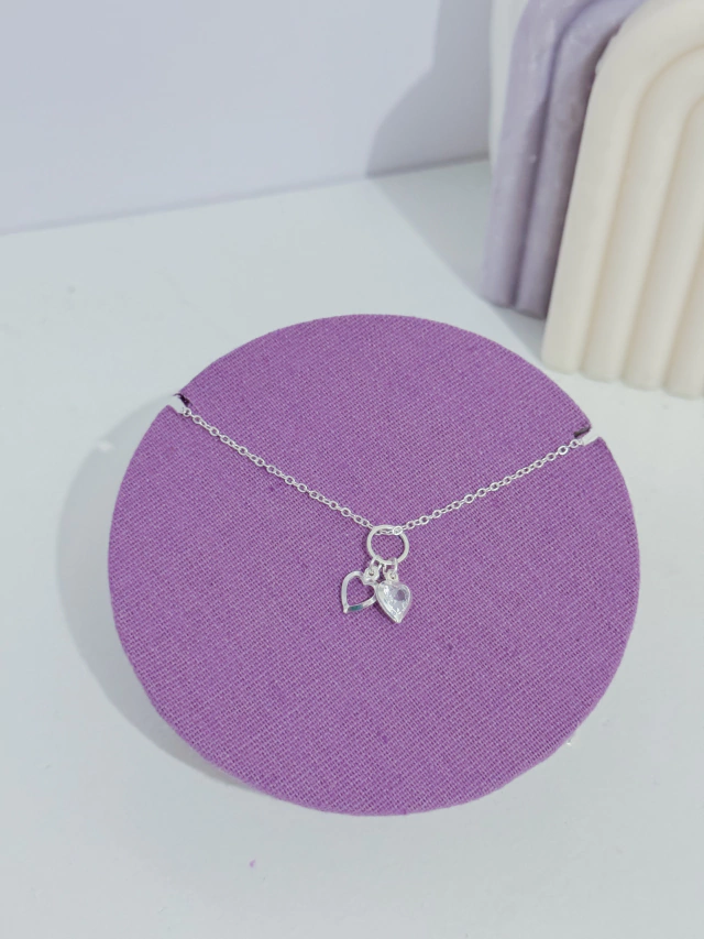 Colar coração cristal e coração vazado