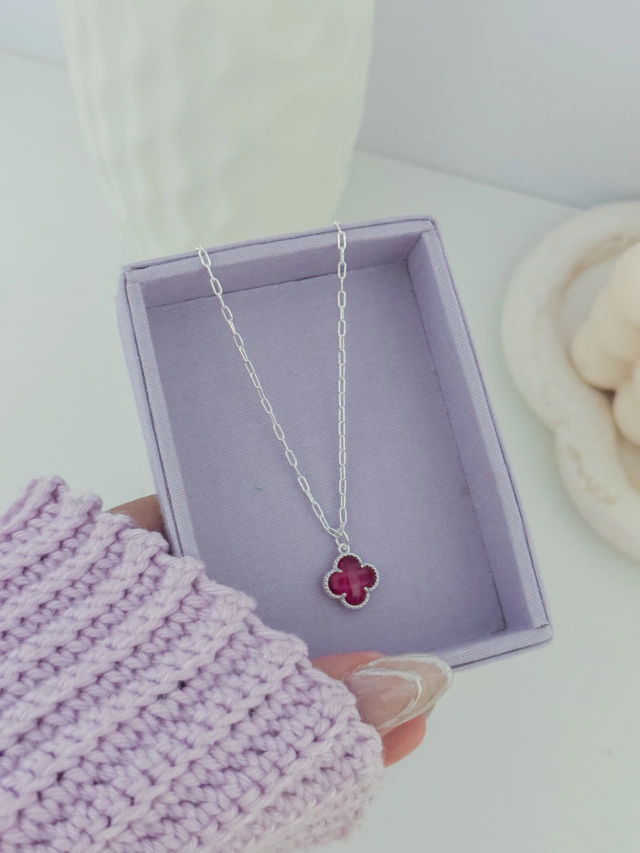 Colar trevo pink - Imagem 4