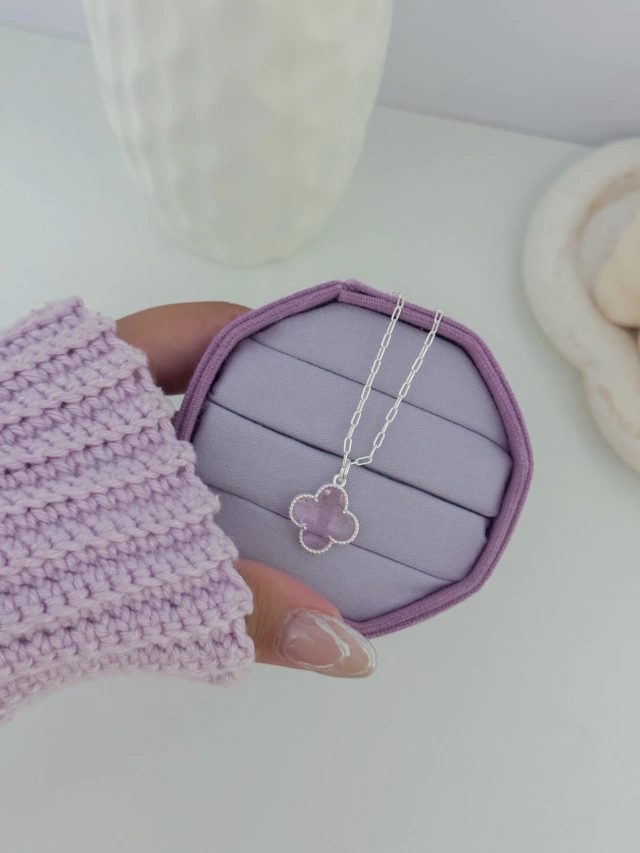 Colar trevo rosa - Imagem 2