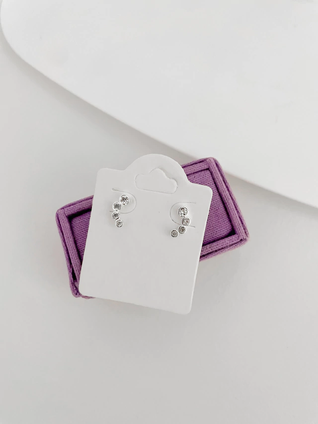 Mini Ear cuff bolinhas cravejadas