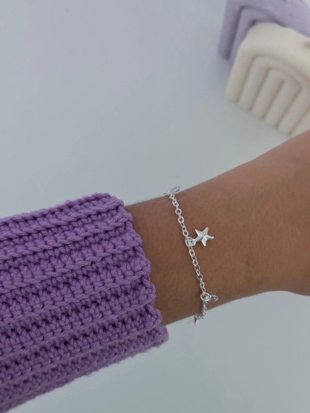 Pulseira estrela e ponto de luz