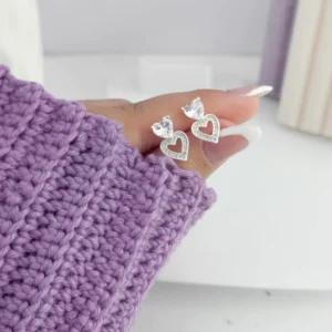 Brinco coração duplo cravejado