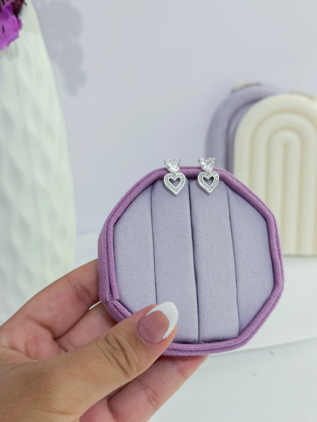 Brinco coração duplo cravejado - Imagem 3