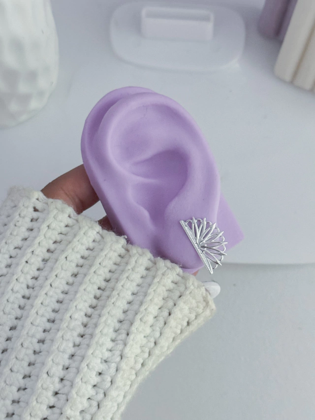 Brinco leque detalhado - Imagem 3