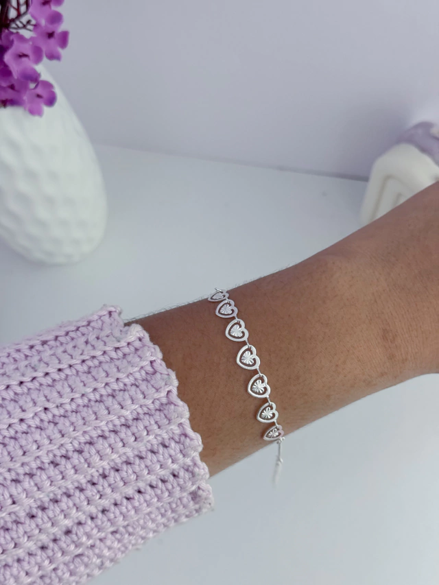 Pulseira corações detalhado - Imagem 2
