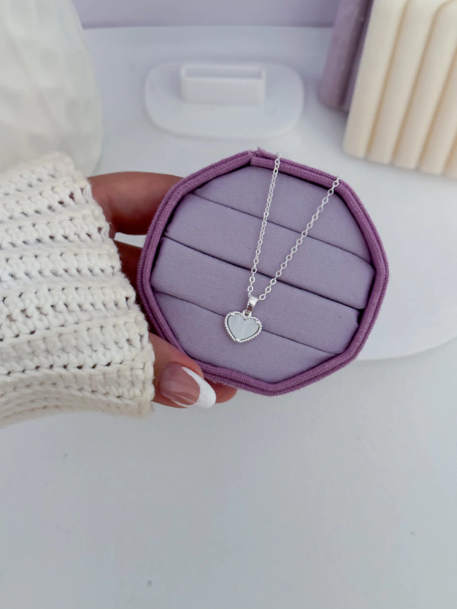 Colar coração madrepérola branco - Imagem 2